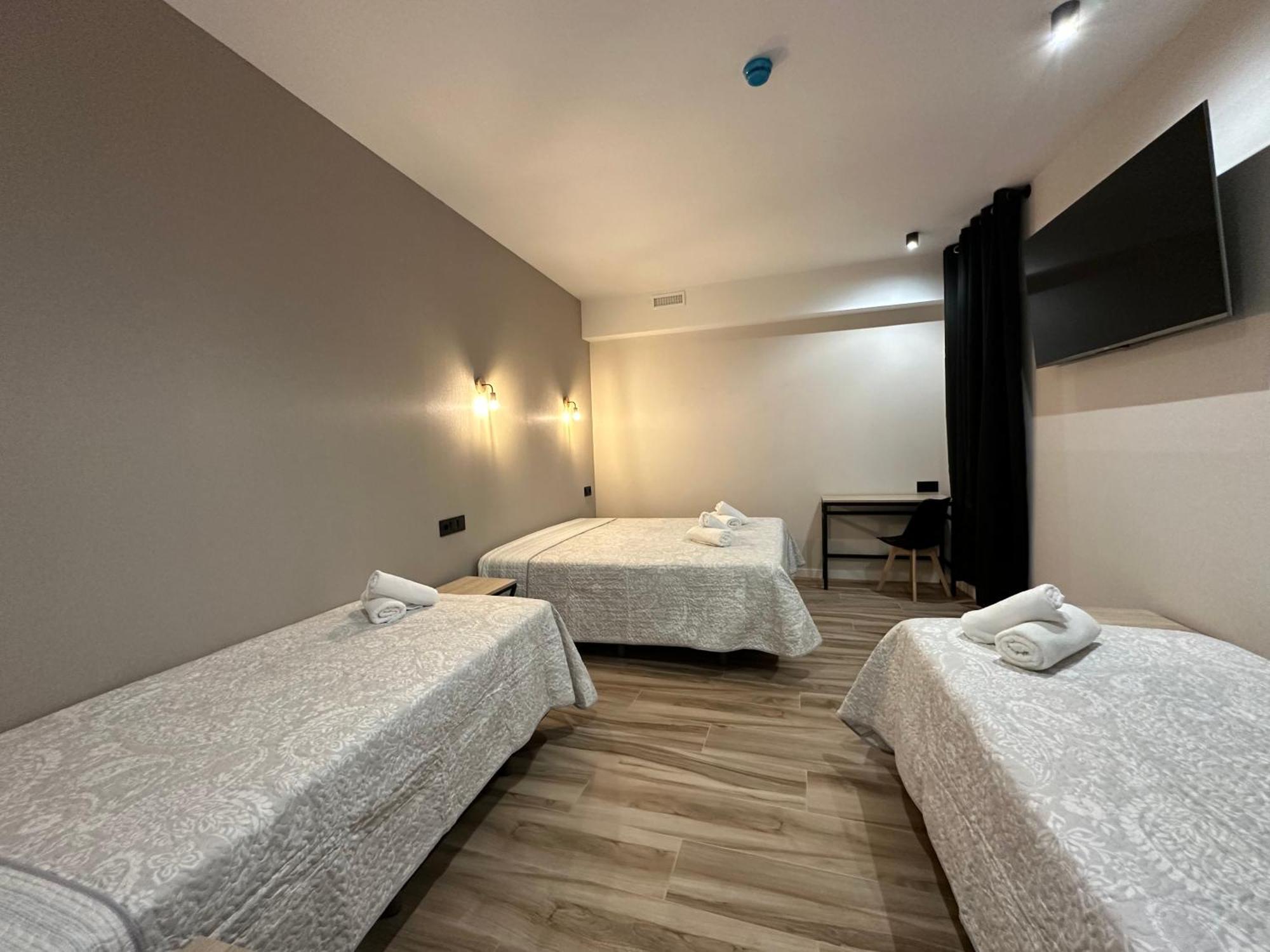 Cc Opera Suites 马德里 外观 照片