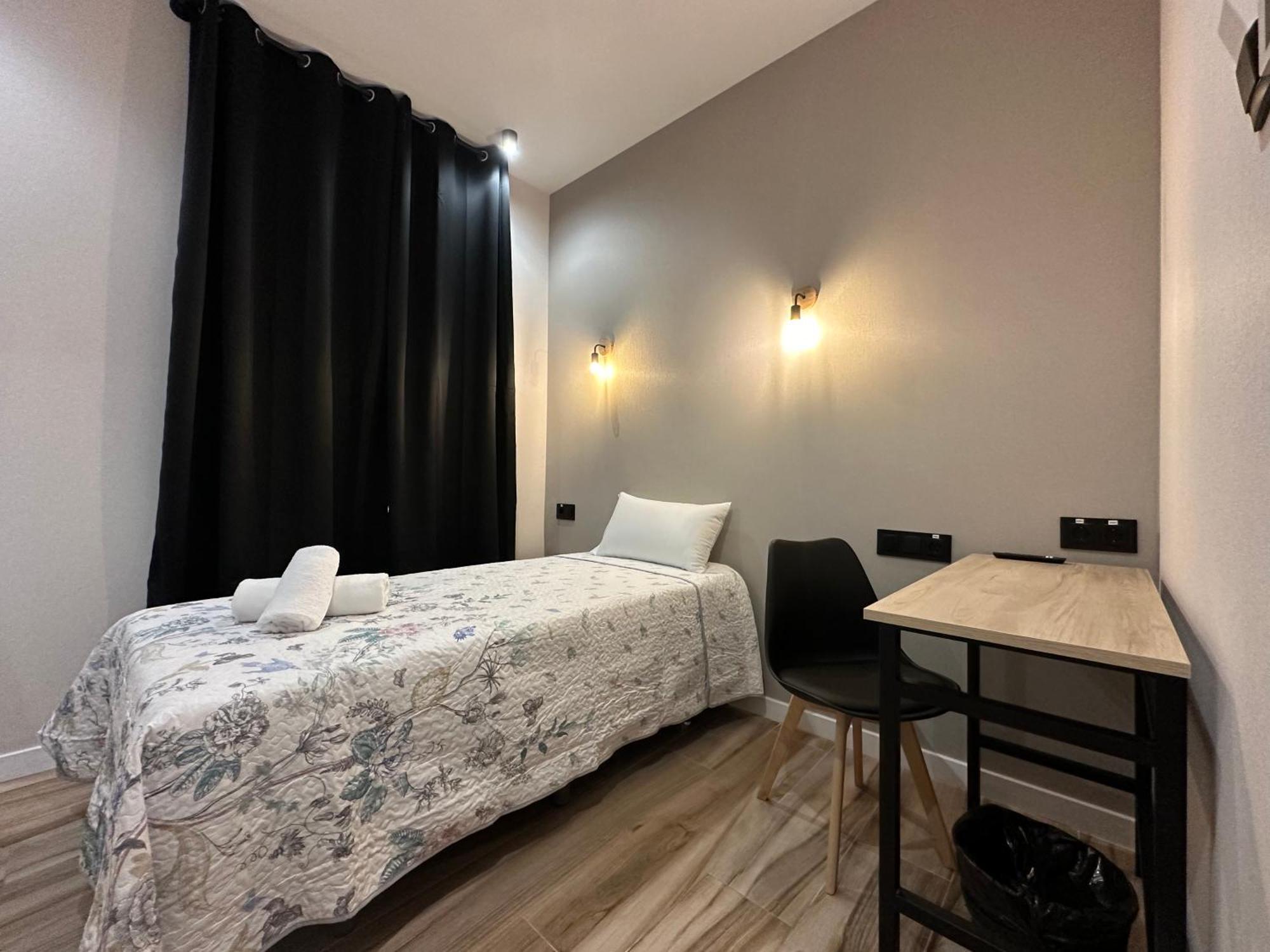 Cc Opera Suites 马德里 外观 照片