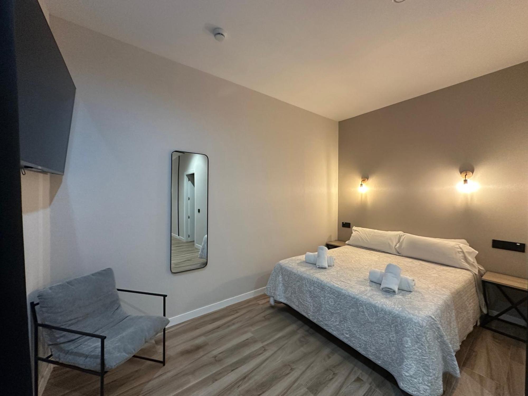 Cc Opera Suites 马德里 外观 照片