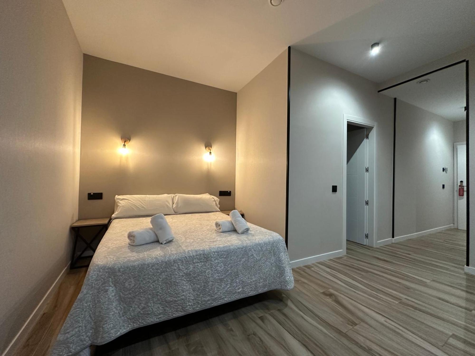 Cc Opera Suites 马德里 外观 照片