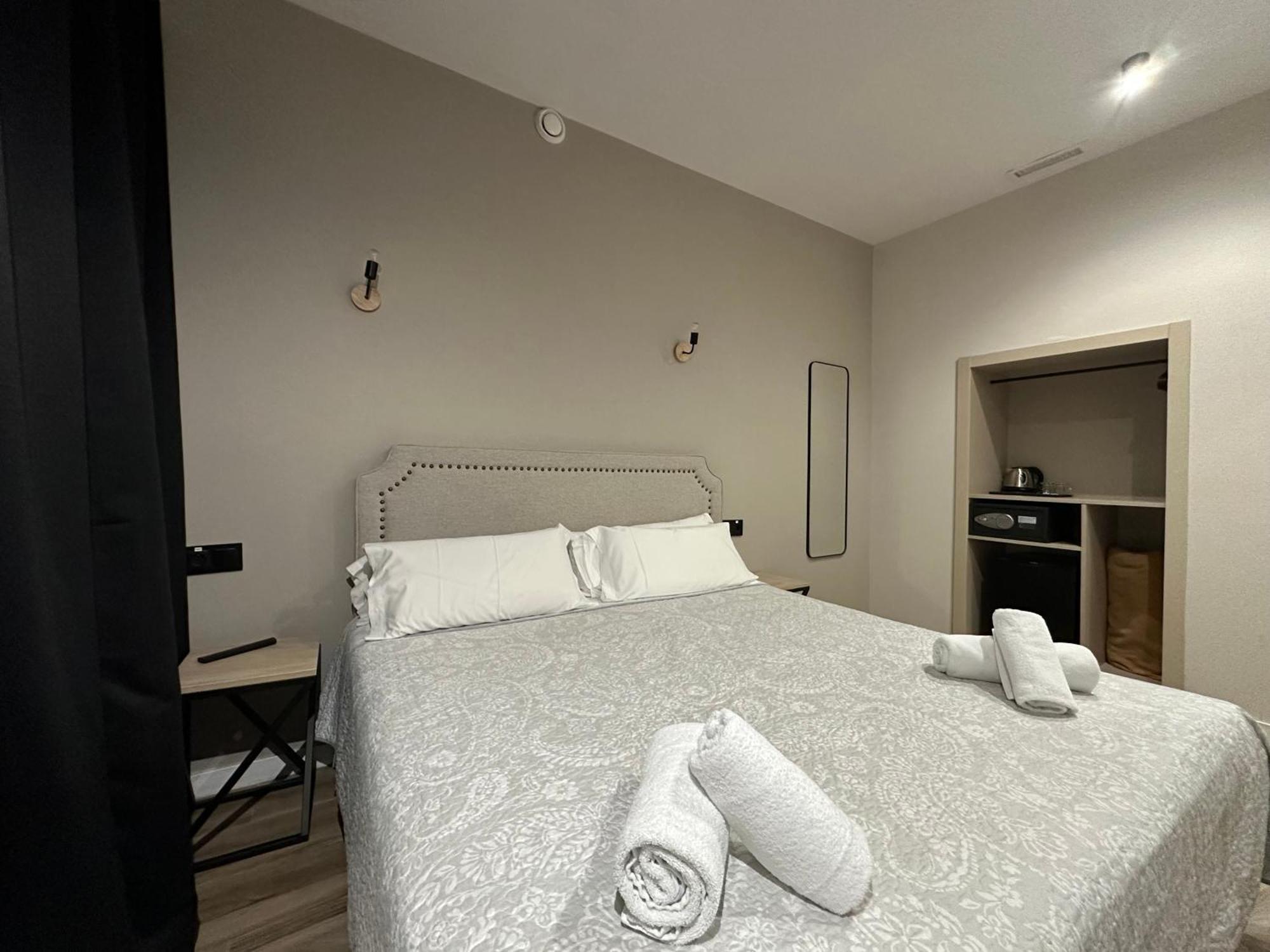 Cc Opera Suites 马德里 外观 照片