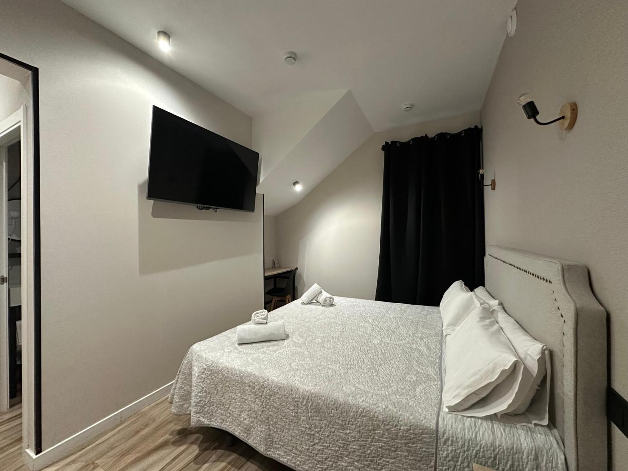 Cc Opera Suites 马德里 外观 照片