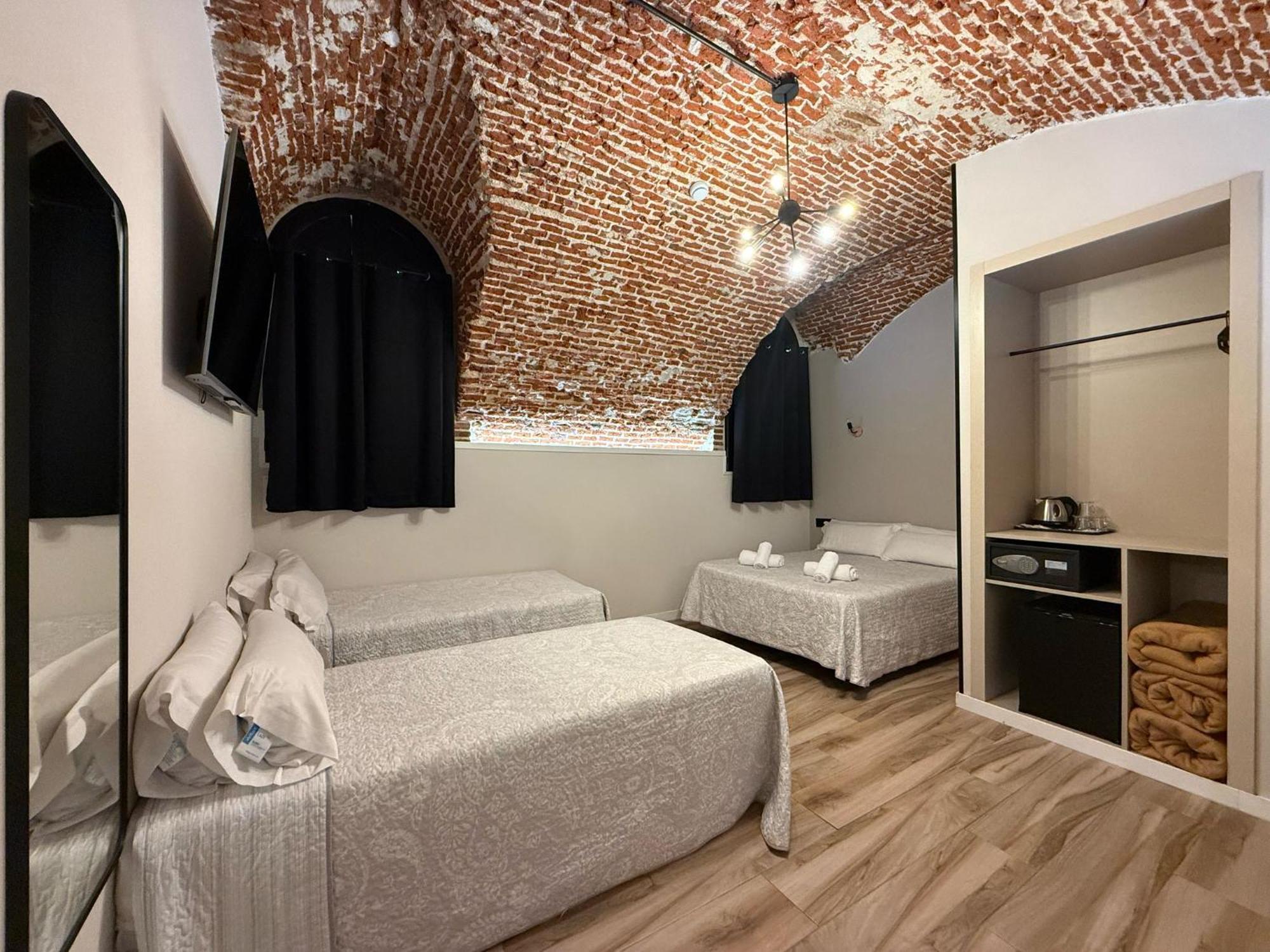 Cc Opera Suites 马德里 外观 照片